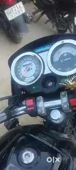 Koi kami nhi h fully modified h 2 bike or h isliye bech rha hu