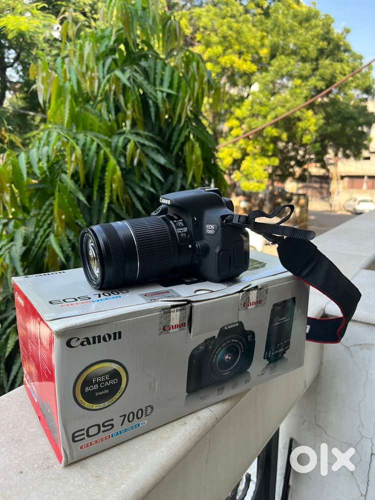 Canon EOS 700D DSLR Kit – Excellent Condition