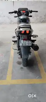 Bajaj pulser 150cc rupees 35000