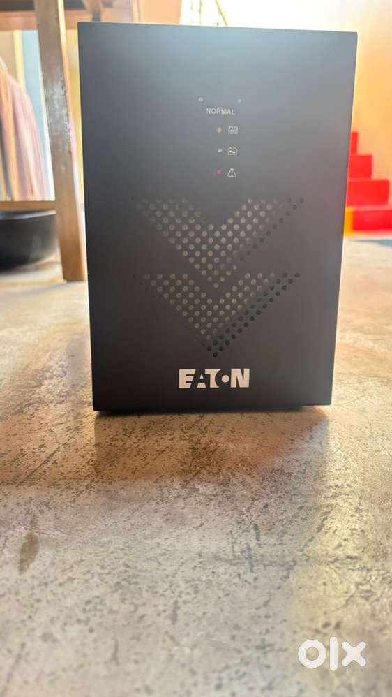 Eaton ups  model RS232