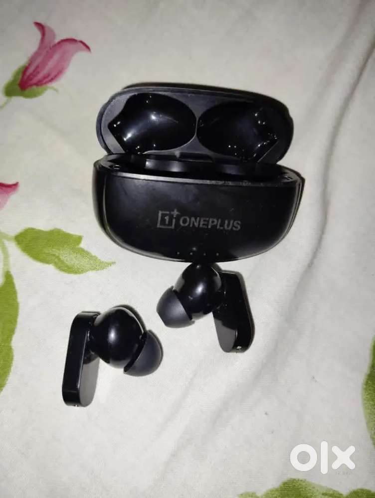 One plus earbuds