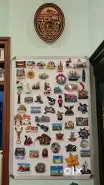 Coins, currency, fridge magnets, souvenirs from 80 countries