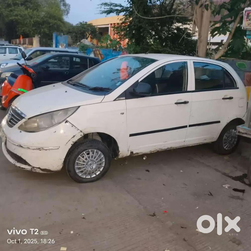 Tata Indica Vista 2013 Diesel 62000 Km Driven...road .. high way...24+