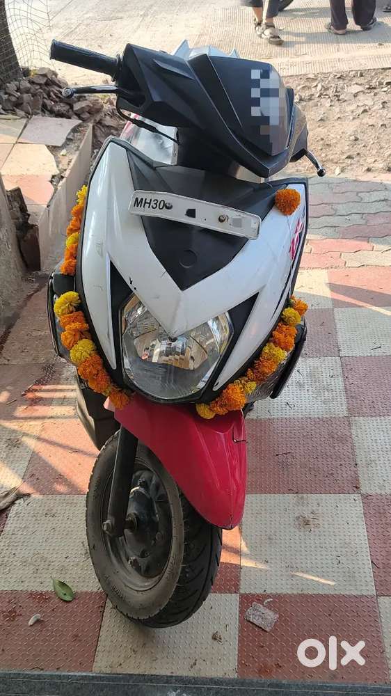 Yamaha ray zr 125 cc in good condition 60km average