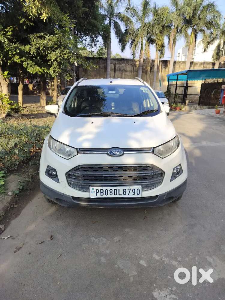 Ford Ecosport 2016 Diesel 56300 Km well Maintained New Tyre& Battery