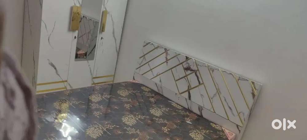 Nearby metro station