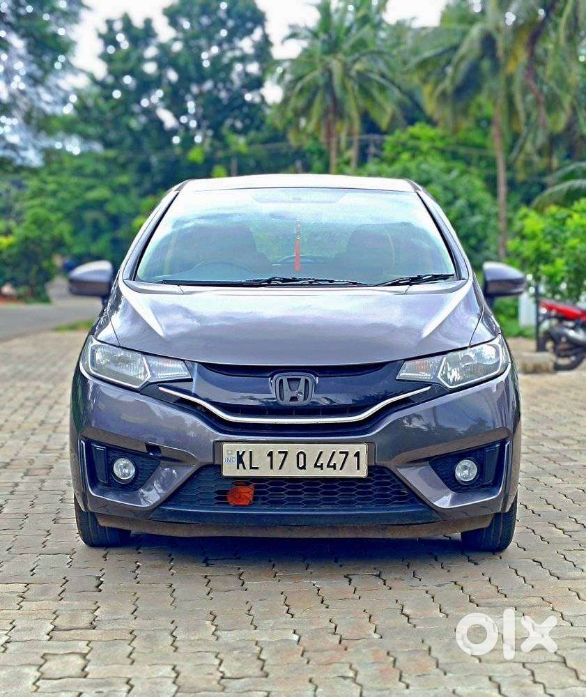 Honda Jazz V MT Privilege, 2017, Petrol