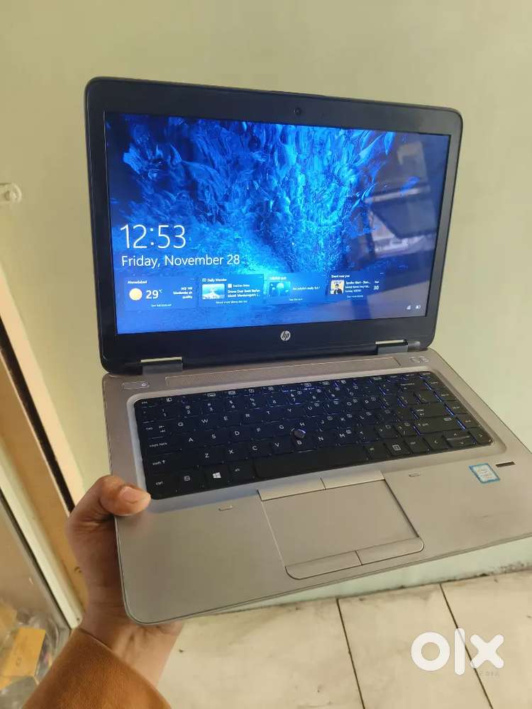 Hp probook i5 7th gen 8gb ram 256 SSD
