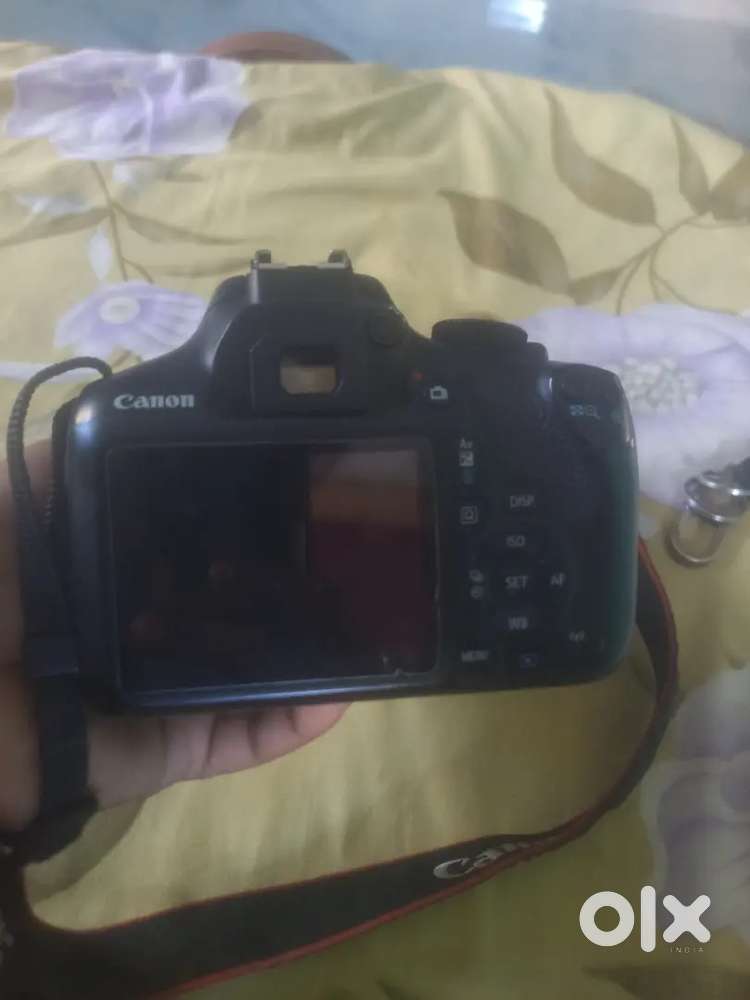 Canon 1300D DSLR