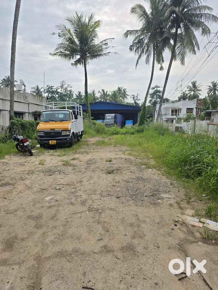 7CENT COMMERCIAL PLOT NEAR TRAVANCORE MALL CHACKA