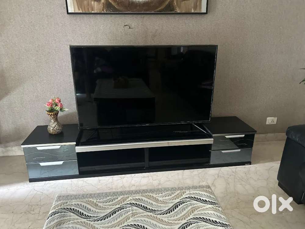 TV unit from Pan Emirates Dubai,4 spacious compartments for storage