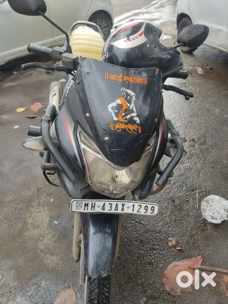 BAJAJ discover 150 2015