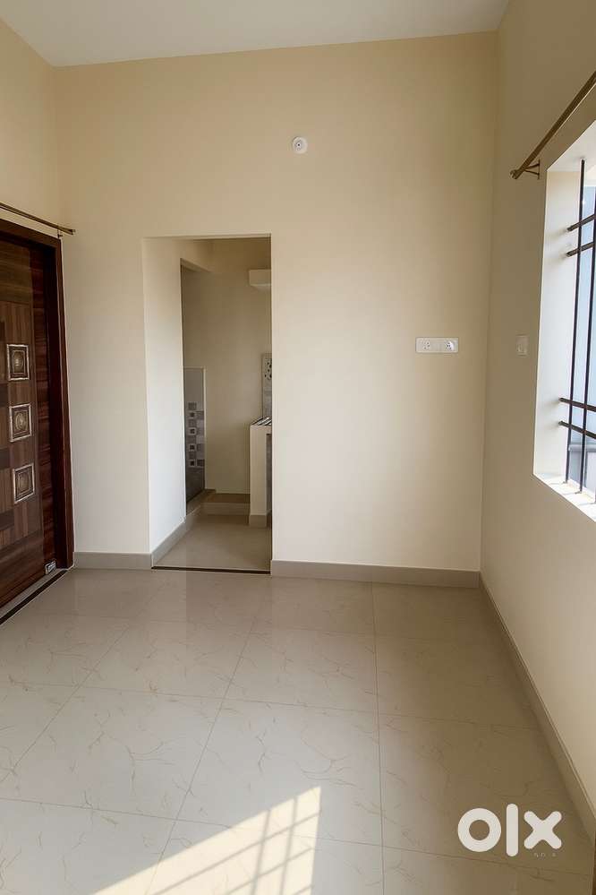 PG cum room, (2 rooms, 1 Bhk) Only for girls (with kitchen)