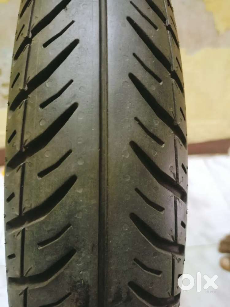 90/90-17 new tyre tubeless and lube