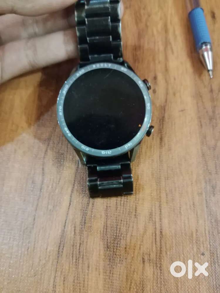 Boult smart watch