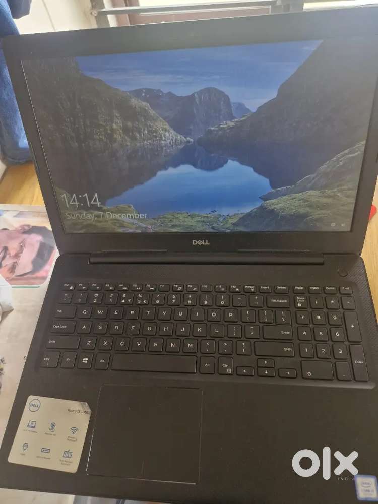 Dell laptop vastro 15 3000 intel core i3