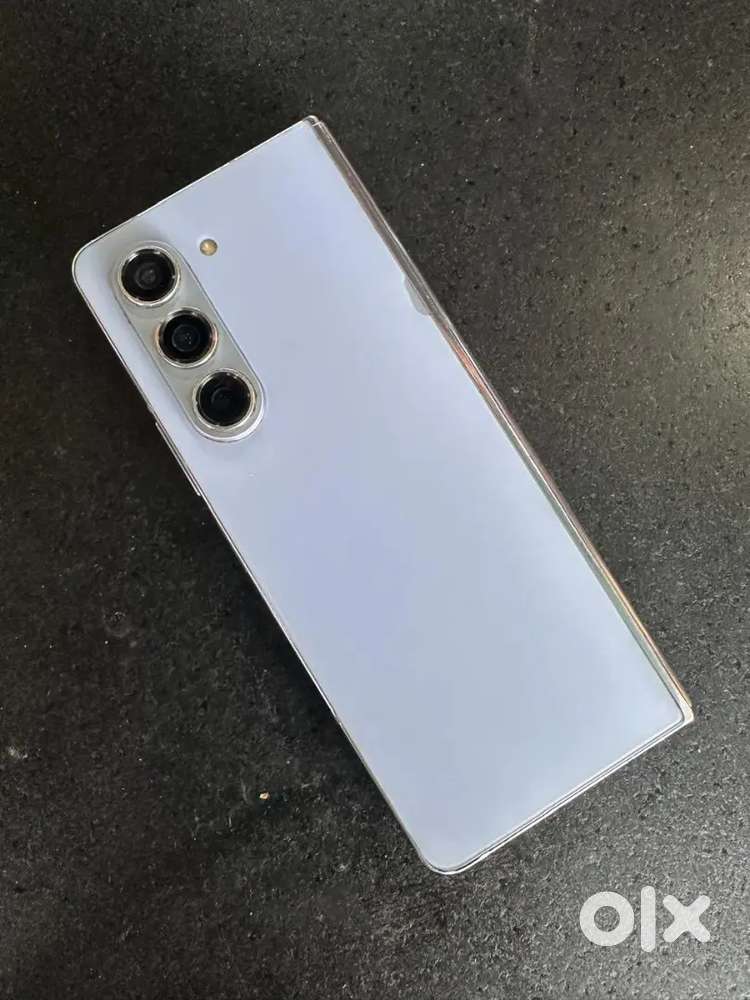 Samsung fold 5 12.256