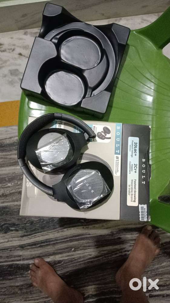 Brand New Boult Head phone sale