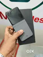 Moto Razr 50 5G 256gb 8gb ram