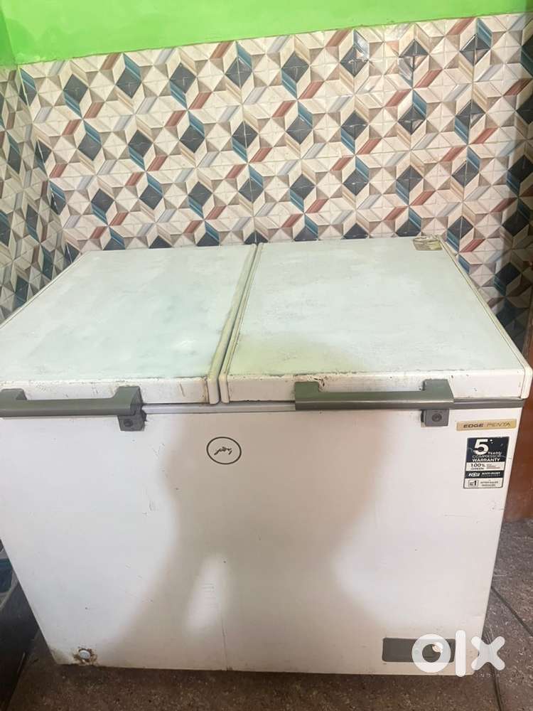 D frezee/Chest frezzer 325 liter double door