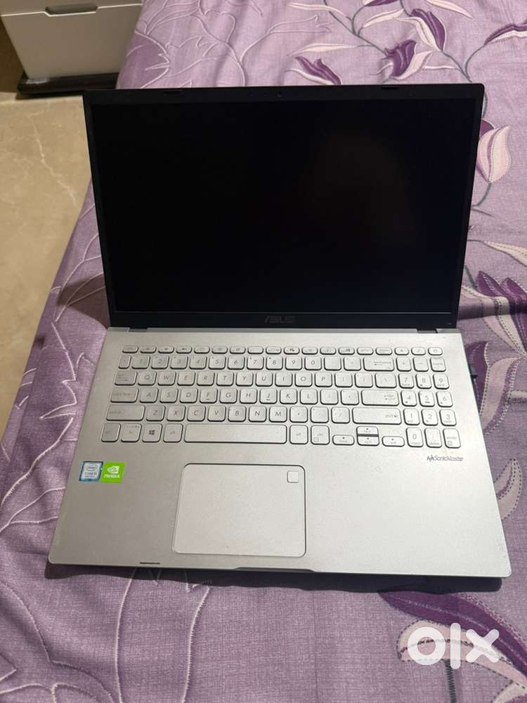 Asus Laptop(I5 8th gen,512 ssd,8GB ram,2GB gcard,win 11/O)