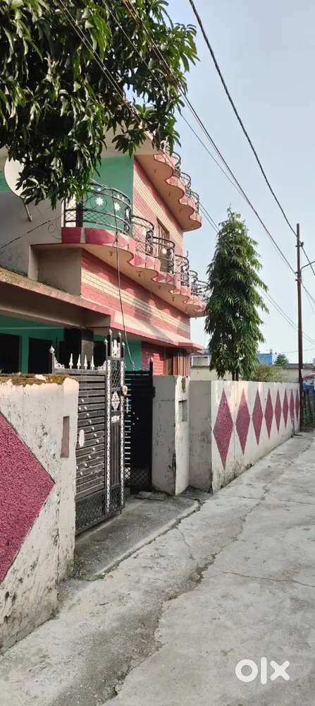 2 BHK, FULLY FURNISHED Ground floor available for family