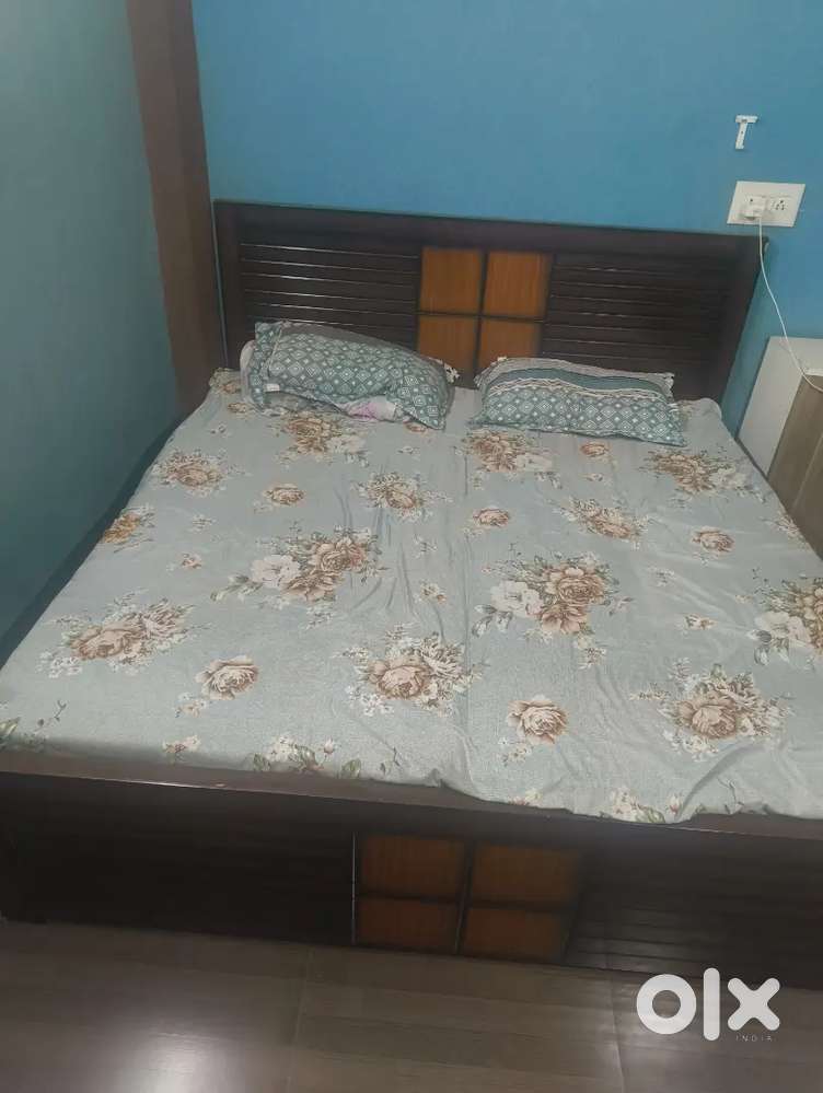 Double bed, split AC 1.5ton, cooler, office chair, folding table