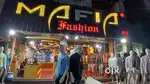 Mens wear shop salesman and manager