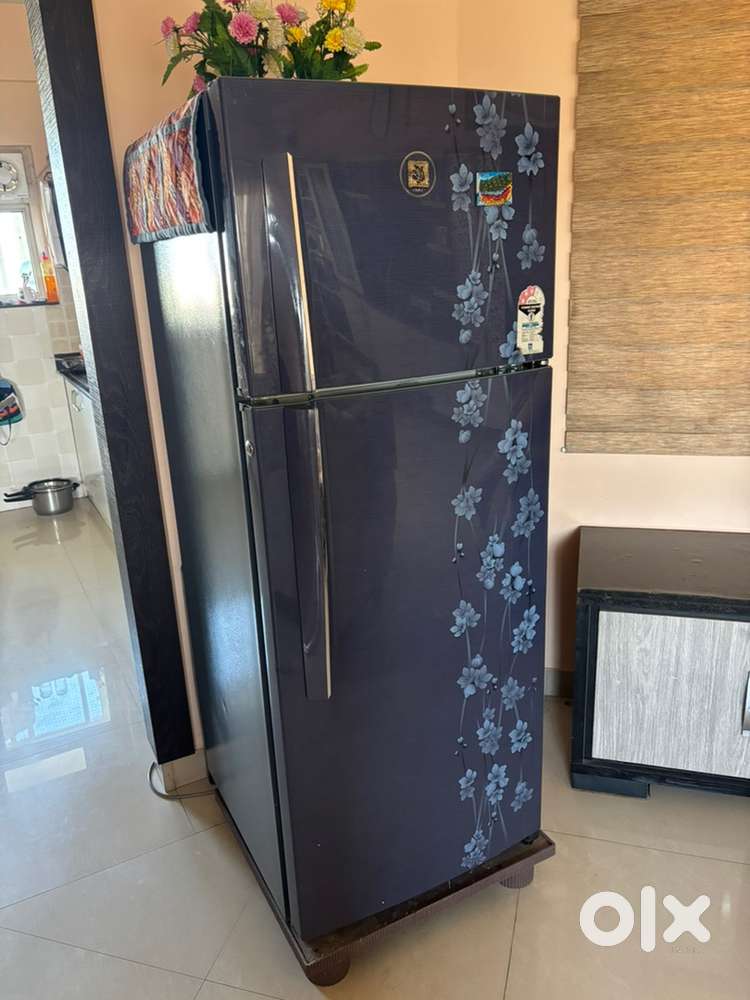 Godrej 261L Frost Free Refrigerator – Excellent Working Condition