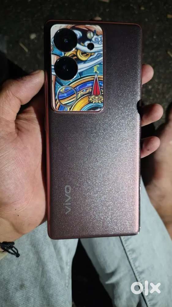 Vivo v29 ekam mint condition Bil Box Charger all Accessories