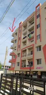 लाम्बाखेड़ा मे 2 बी एच के फ्लेट बेचना है रेड रोज़ स्कूल  बैरसिया रोड़
