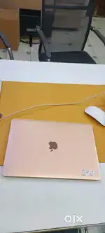 MacBook Air 2018 Core i5 128Gb only count 05 with charger Gold