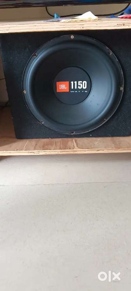 JBL 2 channel amplifier and JBL.1150 watts subwoofer