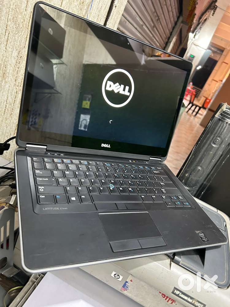 Dell core i5 Touch Screen 14 inc slim 8gb Ram 256gb ssd warranty