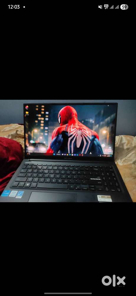 Asus Vivobook 15 OLED