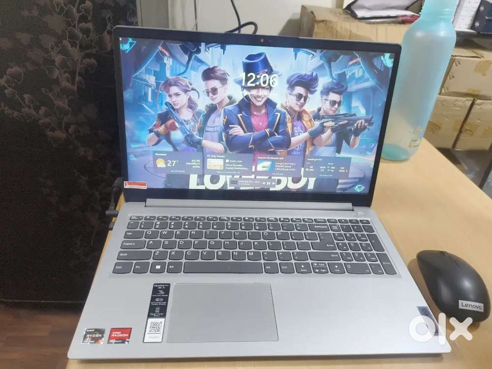 Laptop name lenovo AMD Ryzen 3 7320U with Radeon Graphics (2.40 GHz).