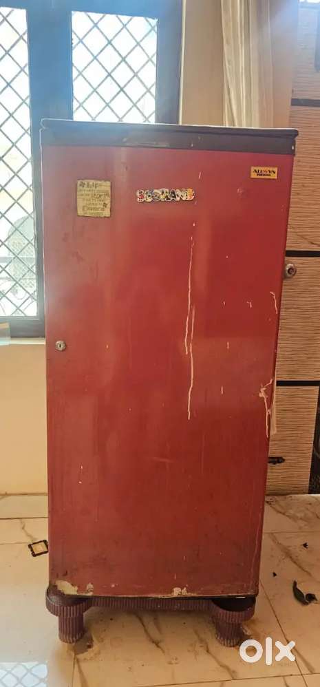 Fridge ALWYN DUROCOOL (sturdy strong fully working)