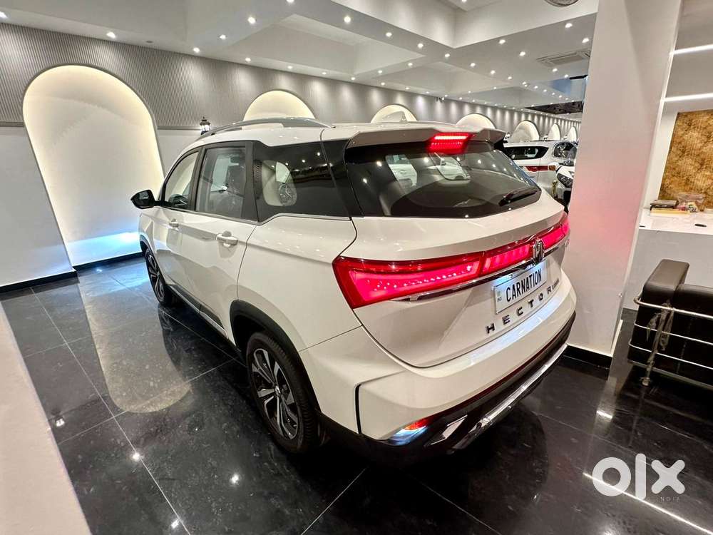 MG Hector Plus Savvy Pro 1.5 Turbo Petrol CVT 7 STR, 2025, Petrol