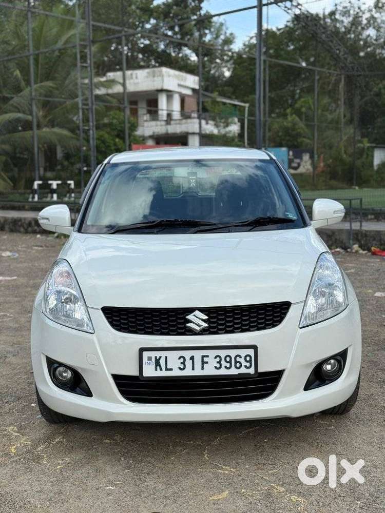 Maruti Suzuki Swift 1.2 VXI (O), 2013, Petrol