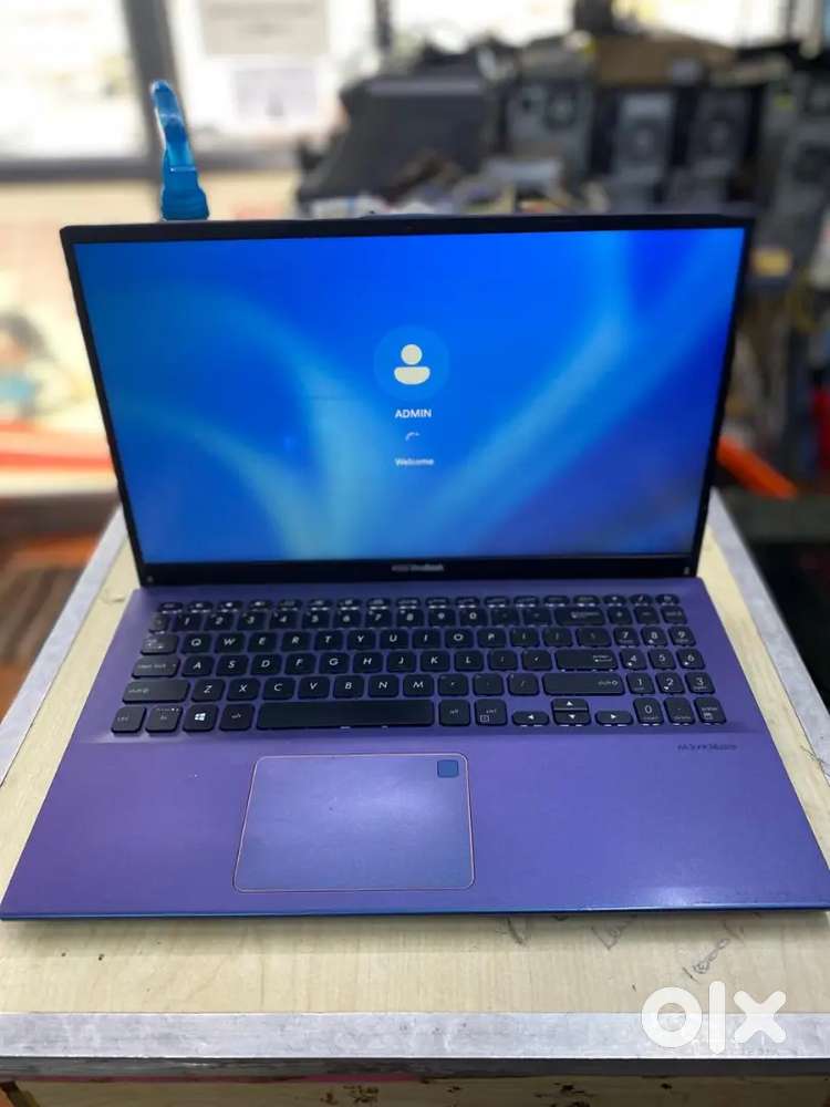 Asus AMD Ryzen 5 8gb ram 512ssd