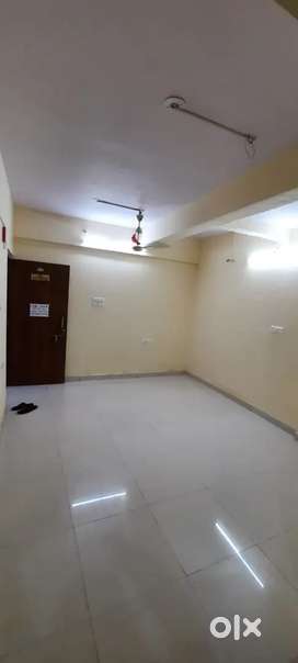 Flat 2 bhk with modular kitchen rent 35000 dp 6 months cidco Thane w