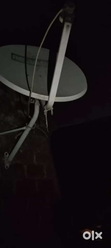 Tv Aiwa 14inch colour tv stand wall wala free dish   with anyina