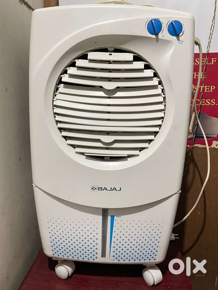 Bajaj PMH 25 DLX 24L Personal Air Cooler with Honeycomb Pads,
