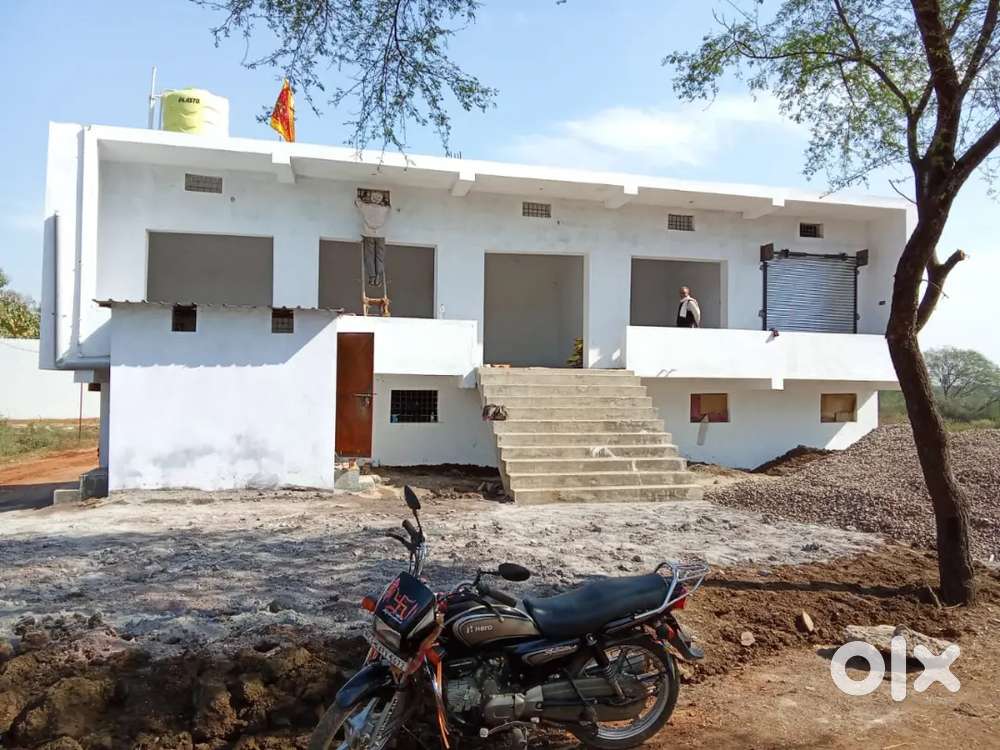 2bhk house and 05 shops on rent in barga calony.