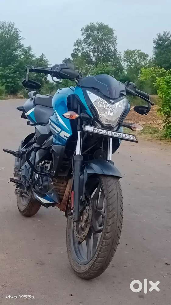 NS pulsar showroom condition 2023 last month