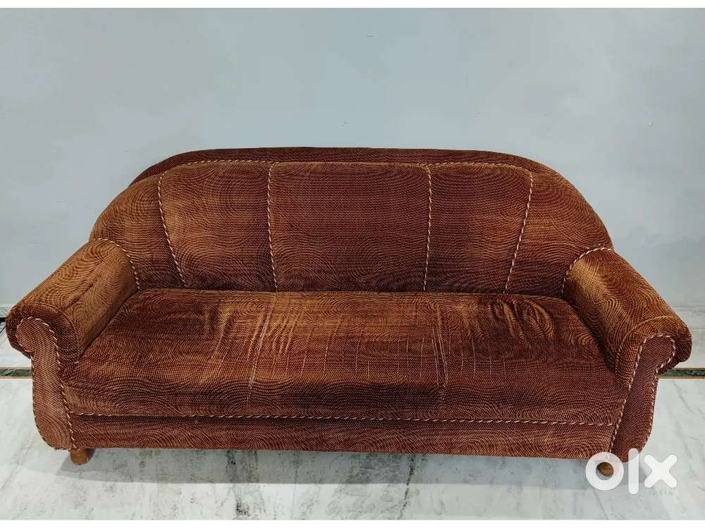 Sofa and Setty