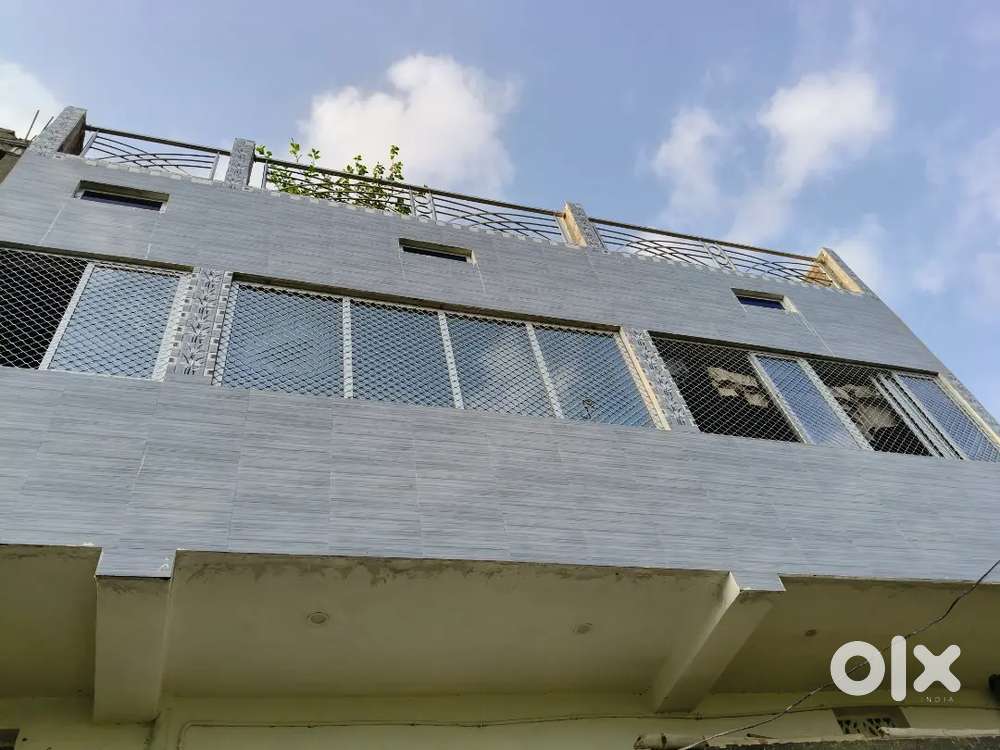 2BHK semi furnished flat available