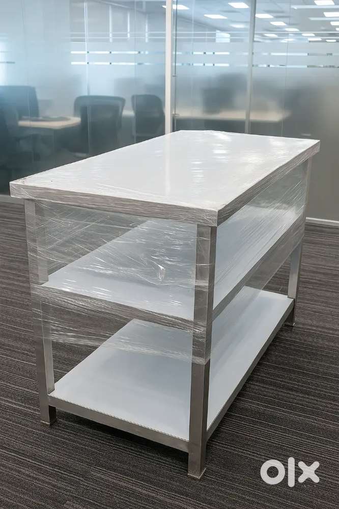 7 DAYS OLD  WORKING TABLE / SS TABLE WITH 2 UNDER SHELF UNUSED