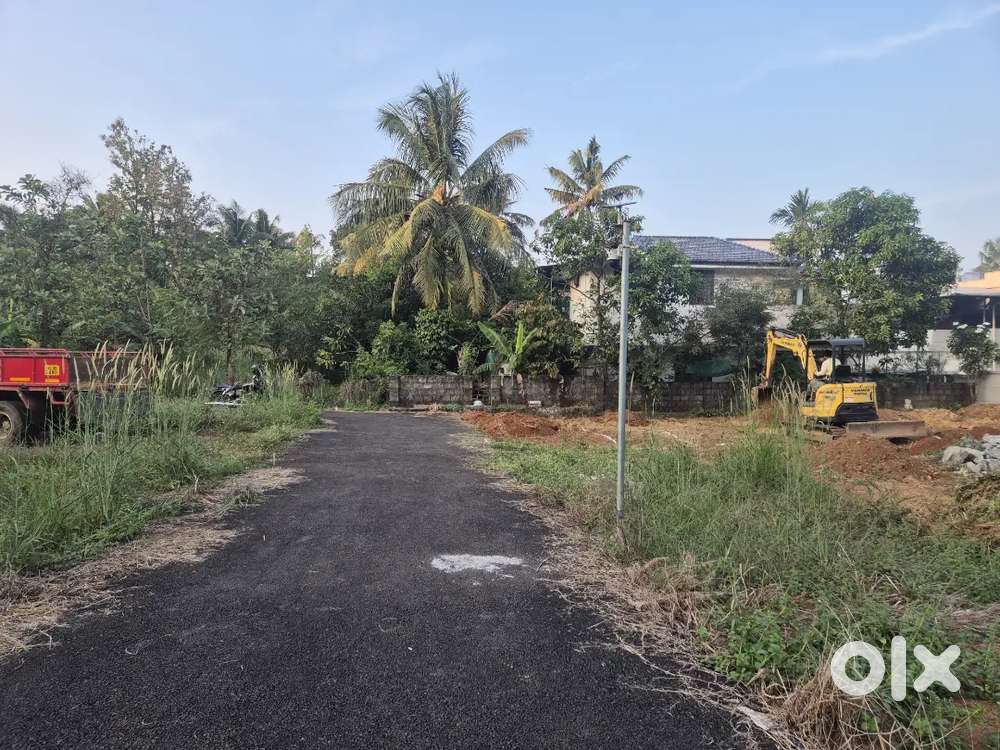 6.4 cent plot for sale thrissur