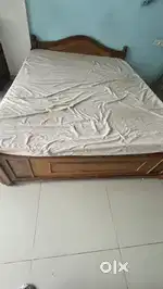 Sesame wood Queen size Bed